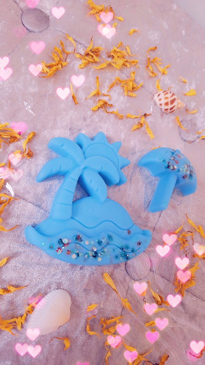 seatangles     * tweet media