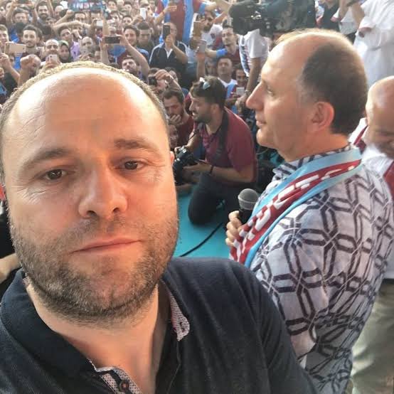 futbolovic's tweet photo. Fenerbahçe Beko - ONVO Büyükçekmece basketbol maçında Fenerbahçe’li yöneticilere “Buradan leşiniz çıkacak” diyen vatandaşın özgeçmişi… https://t.co/k4B3H3y6oK