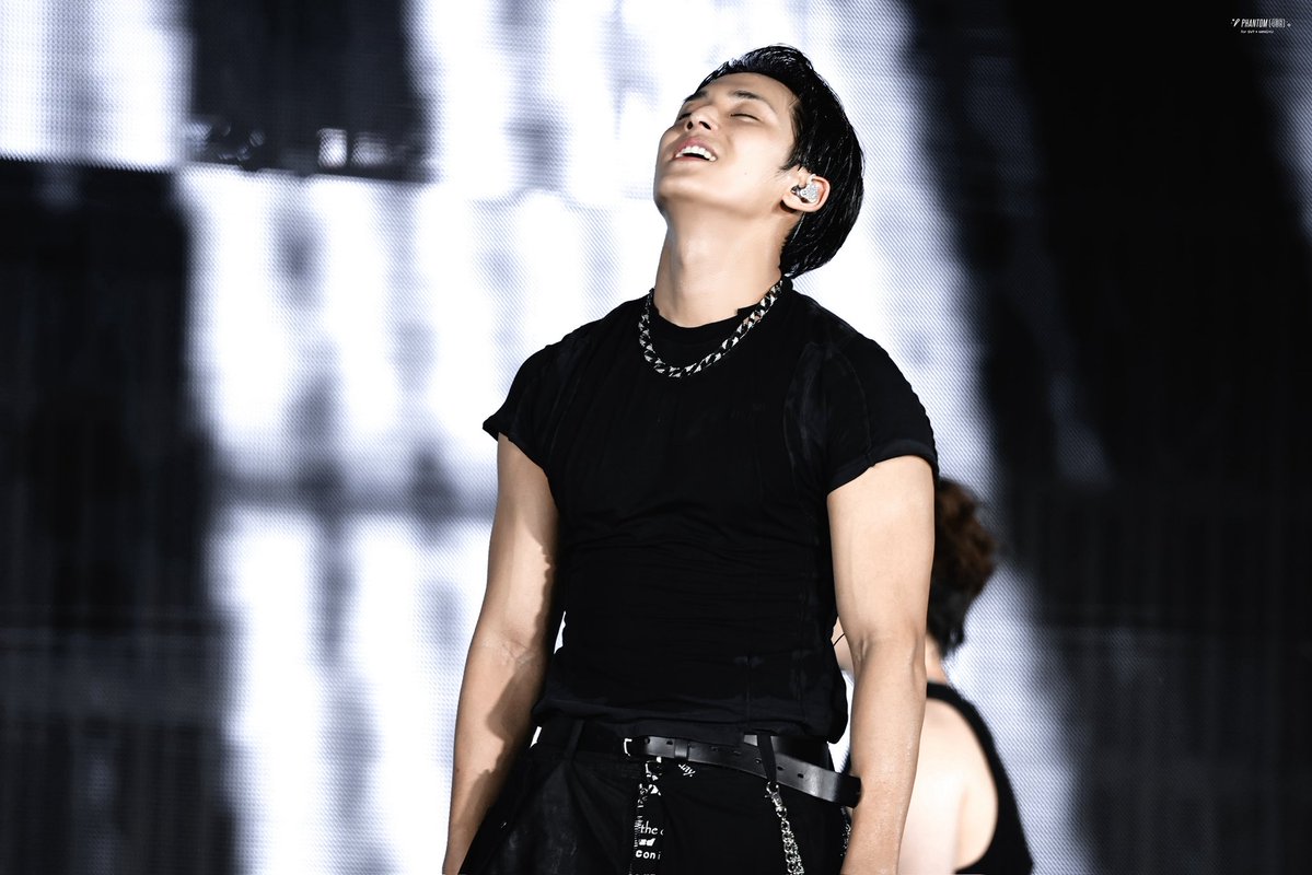 𝐏𝐡𝐚𝐧𝐭𝐨𝐦 𝟒𝟎𝟔 tweet media