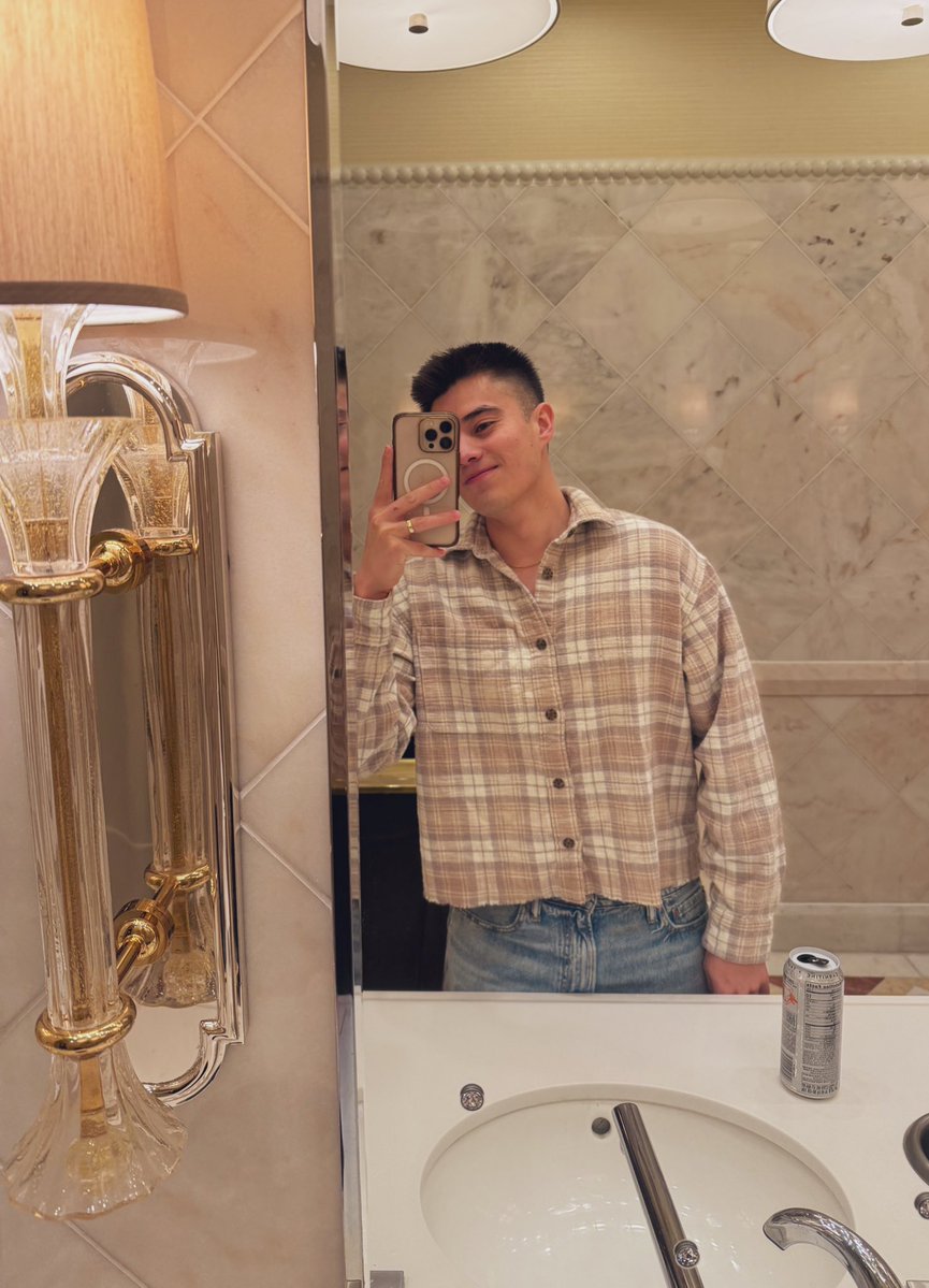 Gus 🤠 tweet media