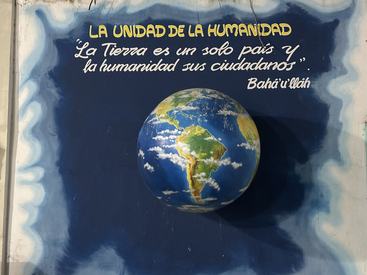 HAY MULTIMILLONARIOS QUE PARECEN POBRES Y MILLONES DE POBRES QUE PARECEN RICOS

DEL ESCRITORIO DE BIENVENIDO FLORES

Hay multimillonarios que parecen pobres por su sencillez, y millones de pobres que parecen ricos por las apariencias que construyen.

Sin embargo, la verdadera
