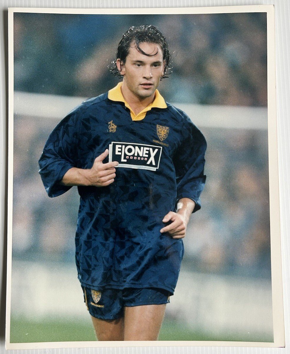 UndrTheCosh tweet media