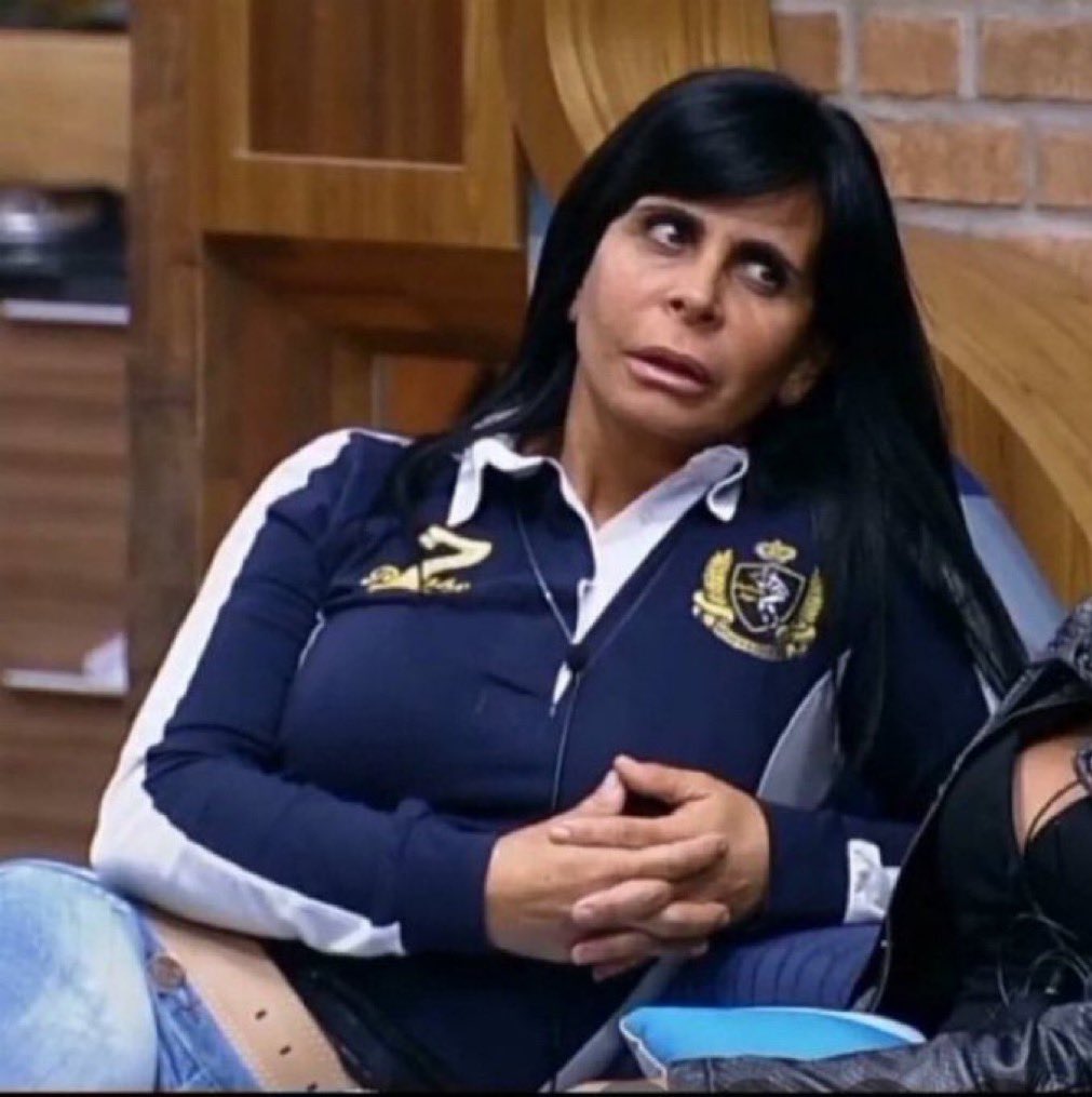 A alanis descobrindo que a namorada é racista junto com nós