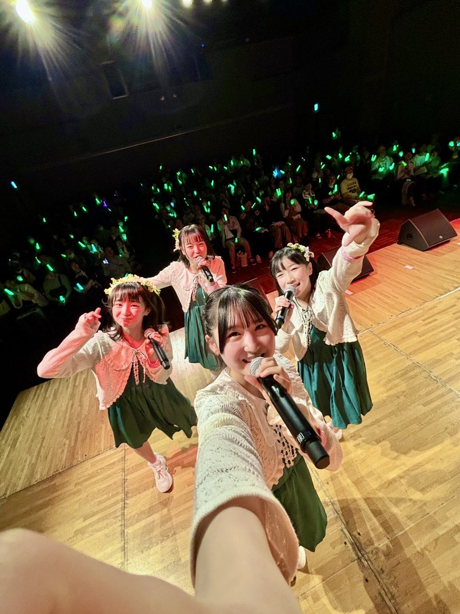 クローバー（fromリーフ） tweet media