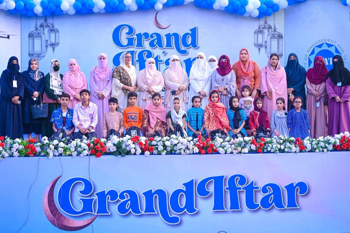 Dr_humairatariq's tweet photo. Privileged to be part of Grand Iftar and Eid Gift distribution ceremony for orphans and elderly persons.

Alkhidmat organized this event in honor of 2,900 brave children, widows, and elderly. https://t.co/gSSA9gk0vV