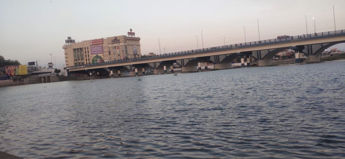 TweetyKandy's tweet photo. Madurai_Manvasam Insta page organized a massive cleaning drive, which was a great success with a lot of volunteers of all ages turning up!
Let this be a great start to lot more to come!
#Madurai | #CleanMadurai
P.S: Really happy to be passive partner for this great cause! https://t.co/XeqW2tY7sP