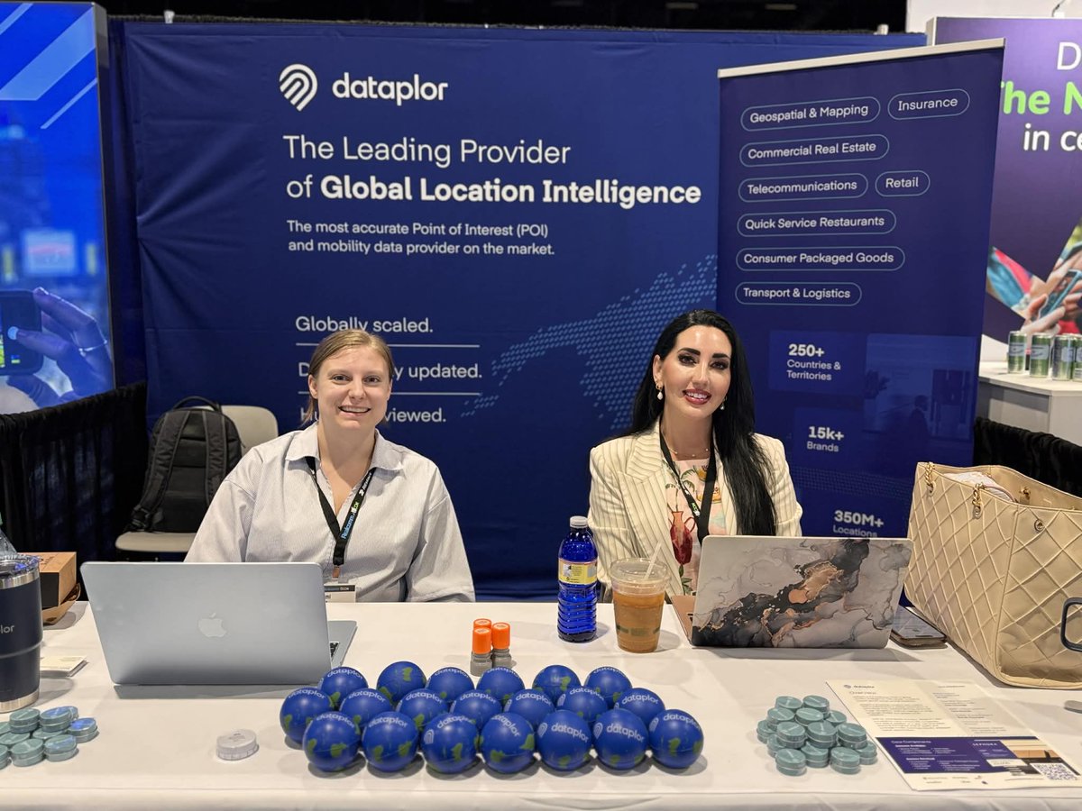 Realcomm Events tweet media