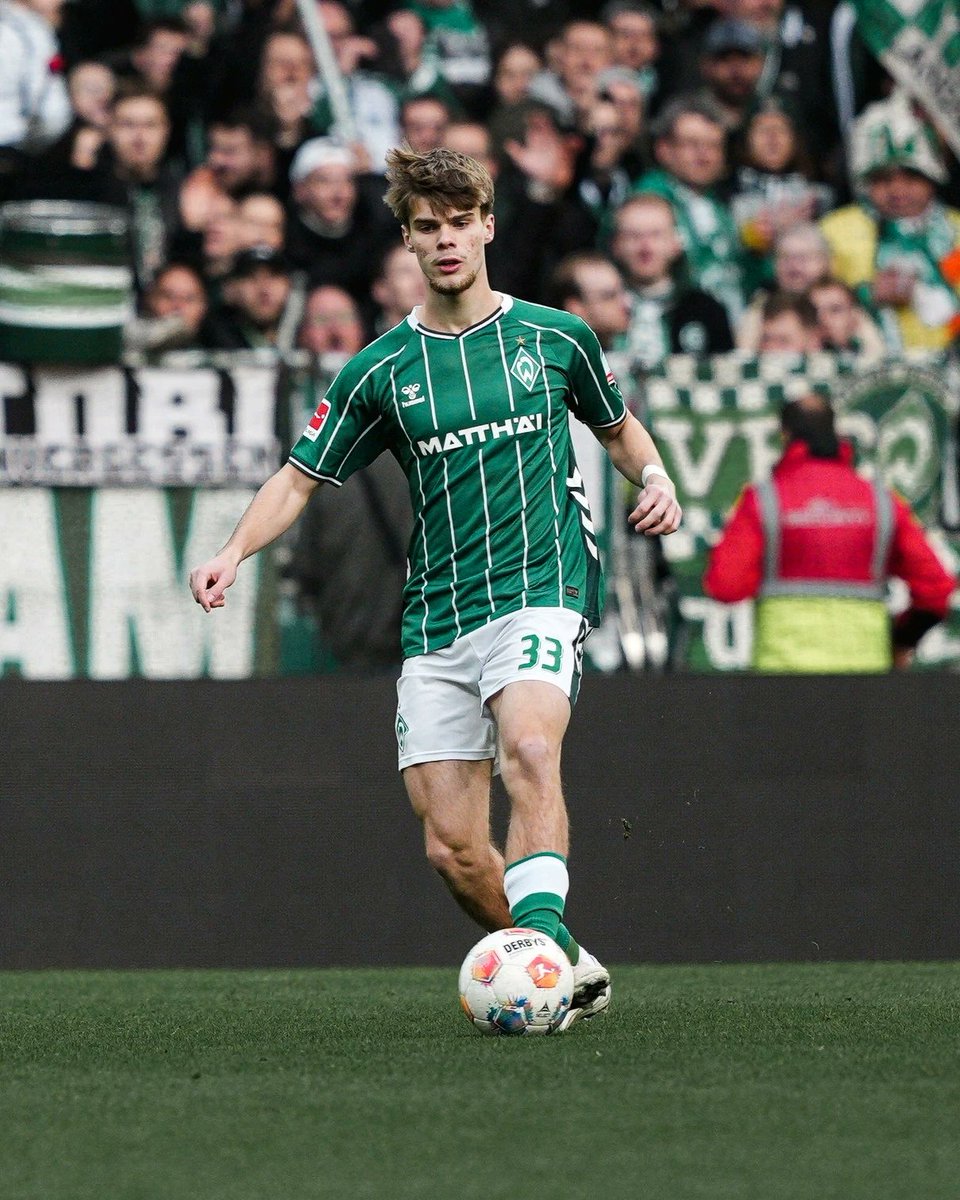 WerderUpdates's tweet photo. ⏰ 60. Min
Die Mainzer haben vor wenigen Minuten nachgelegt, dazu musste Daniel #Thioune verletzungsbedingt wechseln.
Für Julian #Malatini spielt nun Mick #Schmetgens und gibt sein Bundesliga-Debüt.
Nichts verpassen 👉 https://t.co/GodL2orSD8
⚽ 0:2 #SVWM05 #Werder