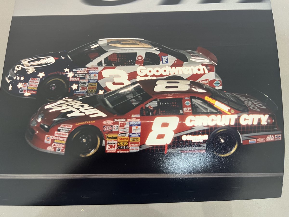 Hut Stricklin tweet media