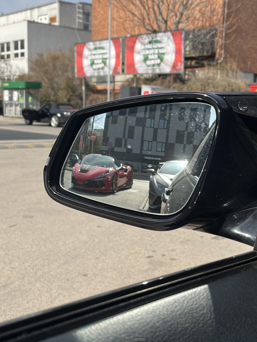 Noel Fuchko tweet media