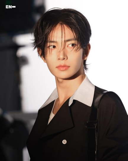 About Music tweet media