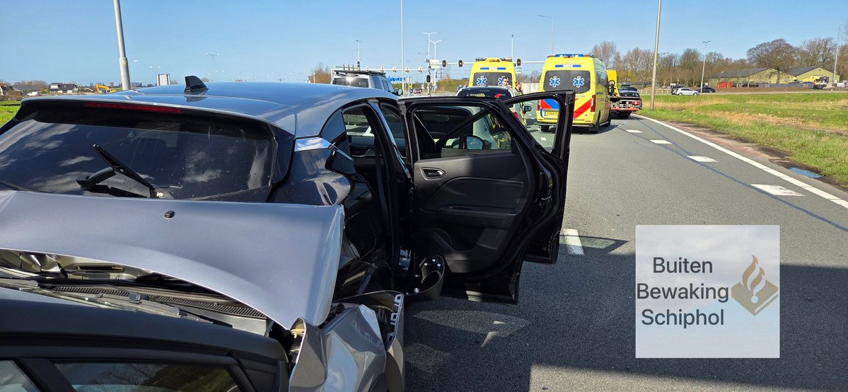 Politie Buitenbewaking Schiphol tweet media