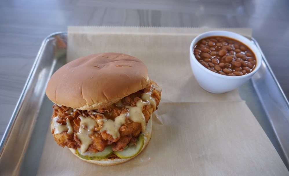 Mark's Feed Store tweet media