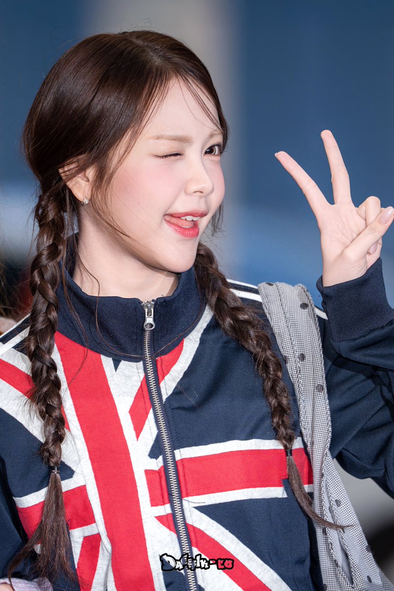 260315 Hearts2Hearts (하츠투하츠) - ICN  
#Hearts2Hearts #CARMEN #카르멘