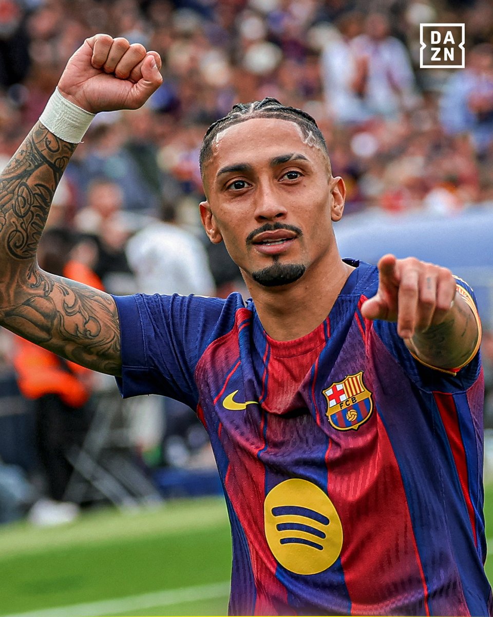 DAZNFootball's tweet image. 🎯 RAPHINHA x2

The captain makes no mistakes from the penalty spot, helping Barça to a healthy half-time lead over Sevilla.

#LaLiga