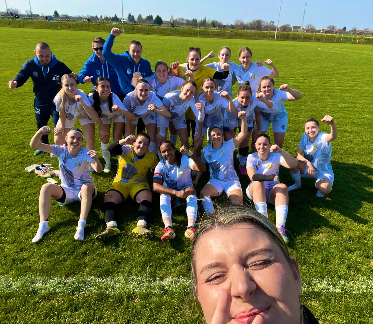 Lynette Ureña Díaz tweet media