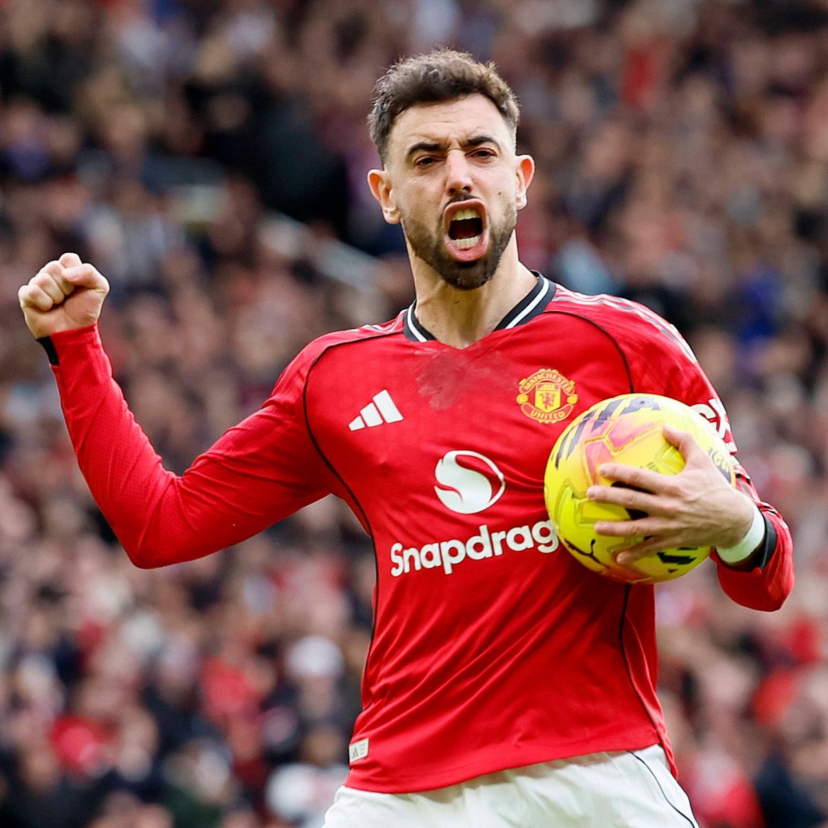 cloudninesports's tweet photo. 🚨Bruno Fernandes sets new record for Manchester United: 16 assists in a single Premier League season.🪄🎩
He surpasses David Beckham record with (15) since 1999/2000 in the Premier League, Most than any other player in Man Utd history. 🔴⚪
#MUNAVL #MUFC #PremierLeague! https://t.co/CdgPjSZyrC