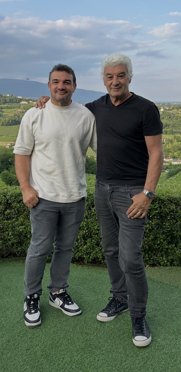 Hugo Creevy tweet media