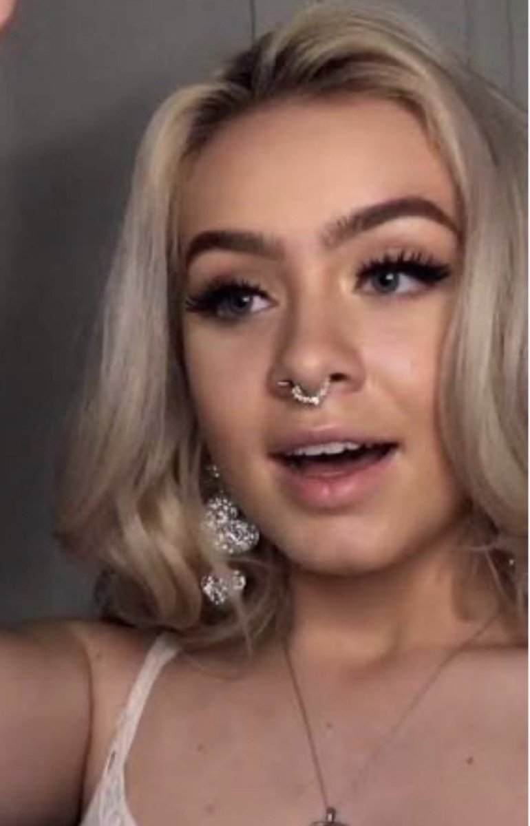 SweetMarie tweet media