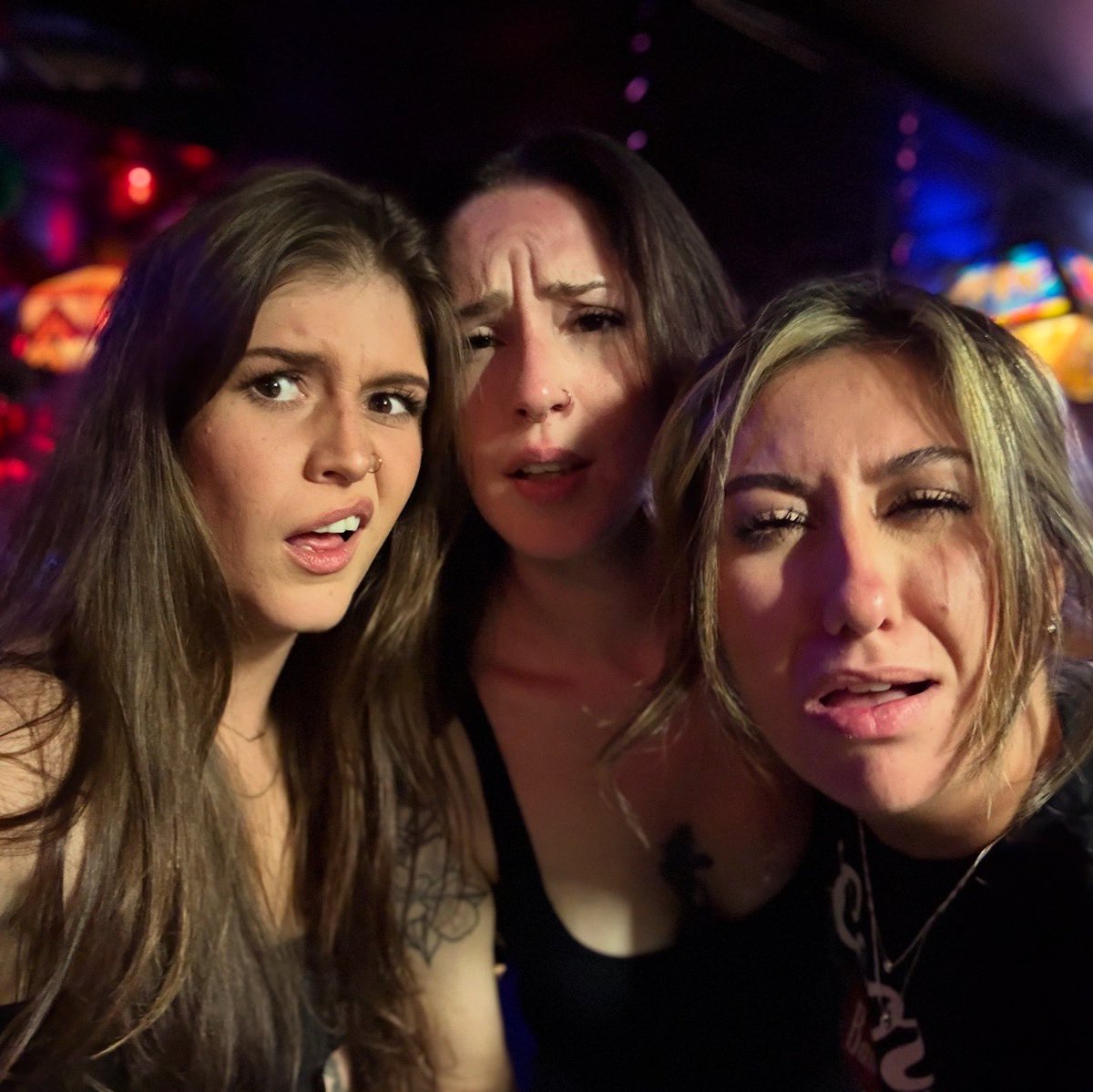 I love girls!!! <a href="/DelChellll/">R🫧</a> 🥹🥰