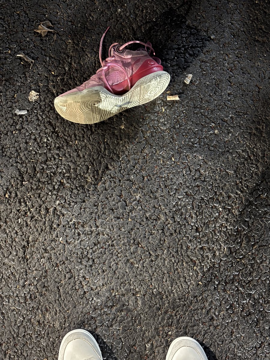 XQAgustin tweet media