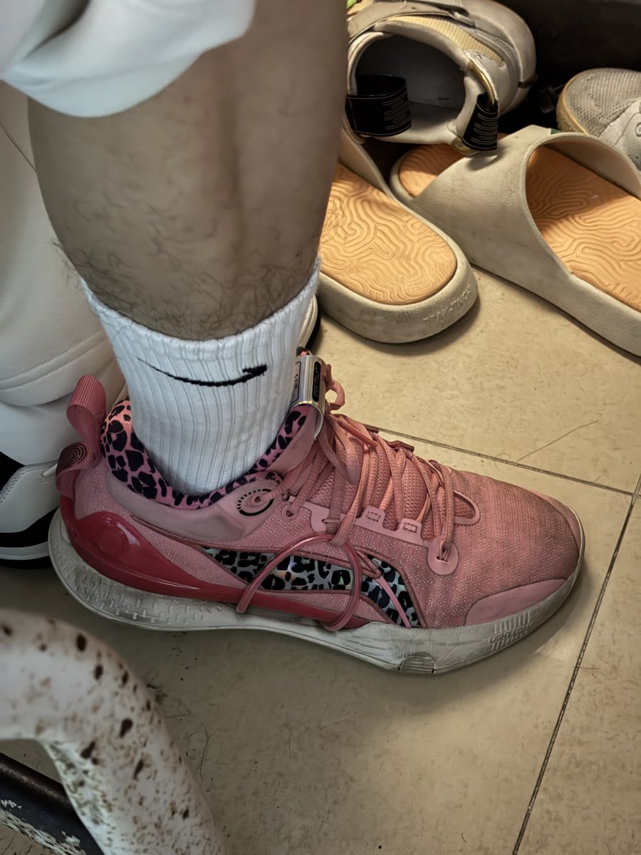 XQAgustin tweet media