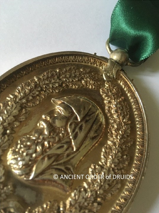 AOD_1781's tweet photo. Ancient Order of Druids. Medal from the Albion Lodge No. 59, Oxford, 1872. #Druidism #druidry #traditions #symbolism #rituals  #fraternal #order #history #ancientorderofdruids https://t.co/c7rPyVlzQT