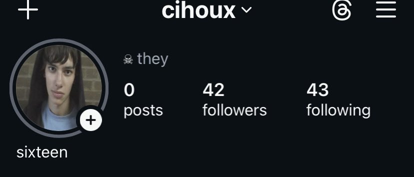 ☠︎︎ tweet media