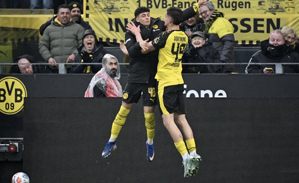 LafonateBVB's tweet image. Luca #Reggiani ist im Gegensatz zu anderen Nachwuchstalenten von Borussia Dortmund wie Samuele #Inacio oder Mathis #Albert noch nicht langfristig an den #BVB gebunden. Der 18-Jährige wechselte vor zwei Jahren von US Sassuolo nach Dortmund, sein aktueller Vertrag läuft derzeit bis