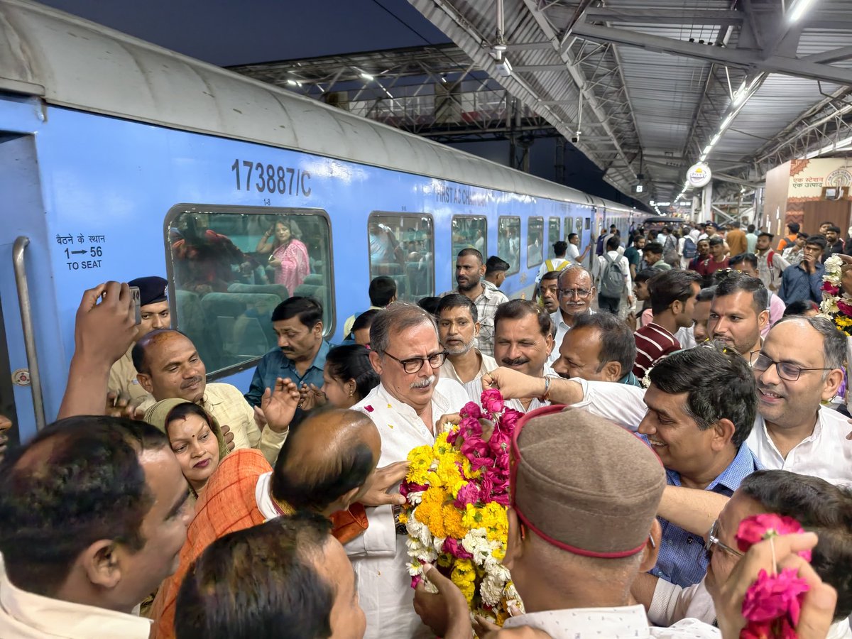 Ajay Singh tweet media