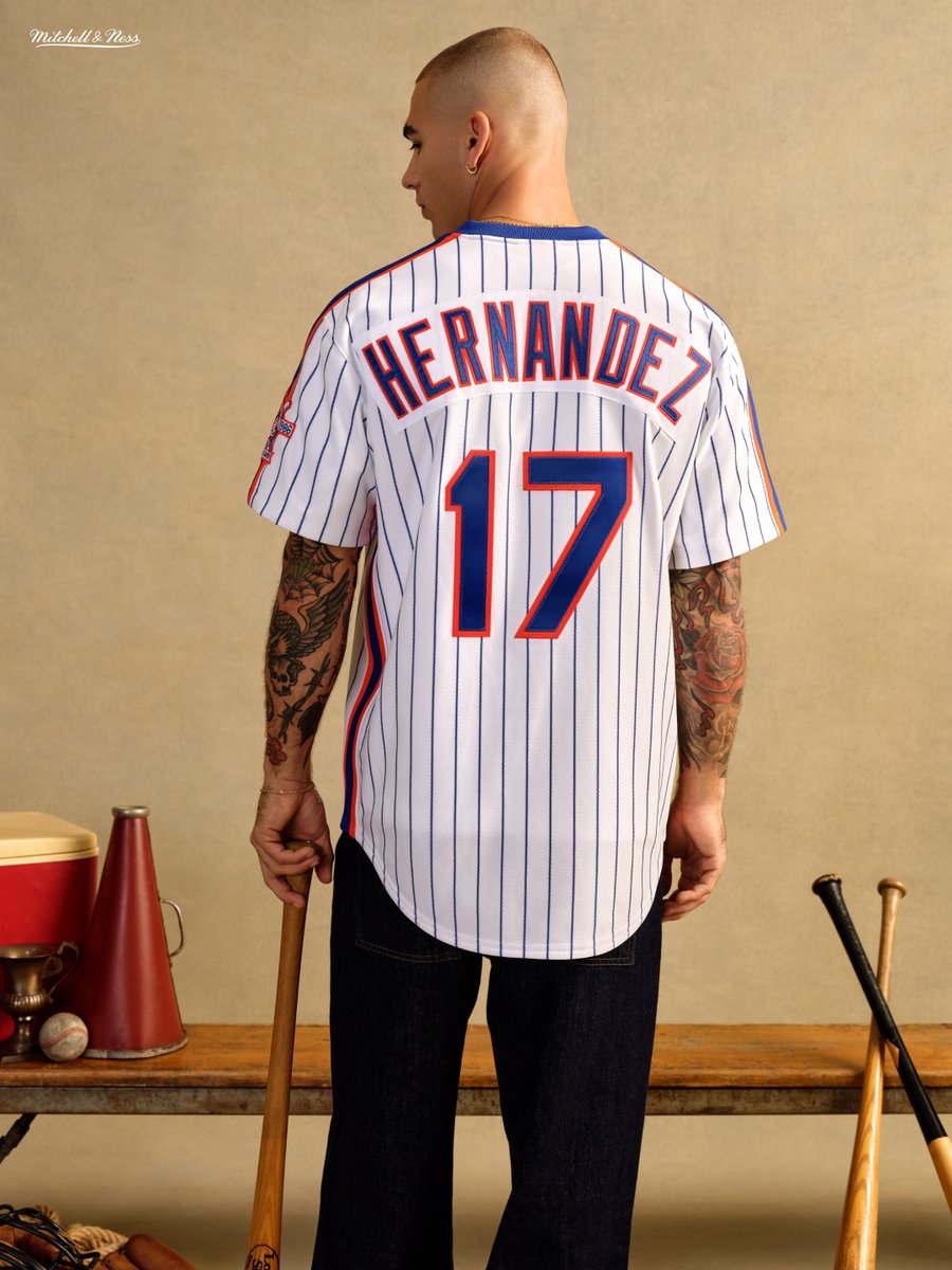 Mitchell & Ness tweet media