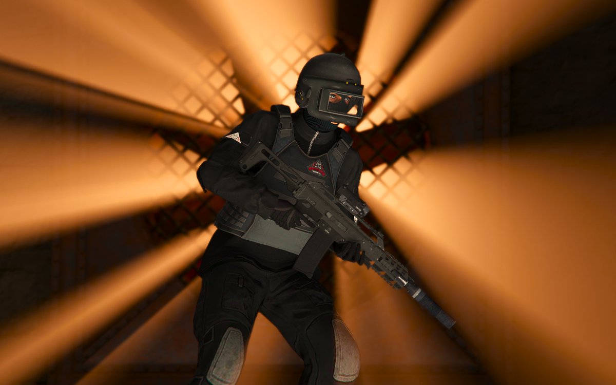 BlackDron80 tweet media