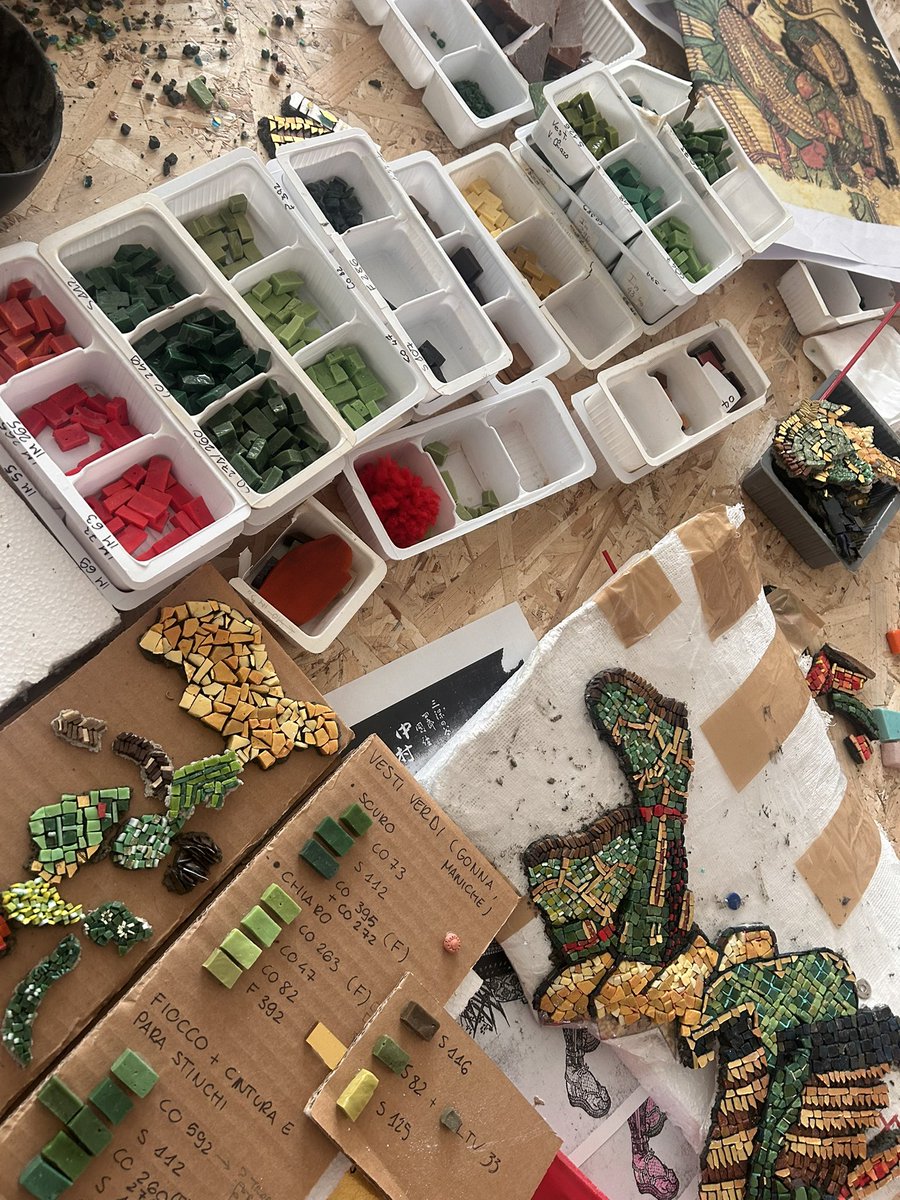 giacometta88's tweet photo. Oggi riprese alla Scuola dei mosaicisti del Friuli a Spilimbergo, la più importante d’Europa! 🎨 @EwtnItalia @EWTNVatican @acistampa https://t.co/GuHdPr9wnl