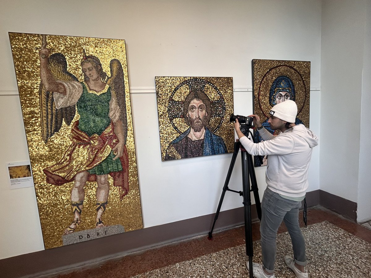 giacometta88's tweet photo. Oggi riprese alla Scuola dei mosaicisti del Friuli a Spilimbergo, la più importante d’Europa! 🎨 @EwtnItalia @EWTNVatican @acistampa https://t.co/GuHdPr9wnl