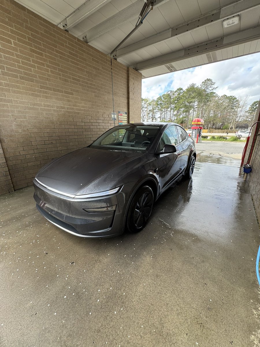 Overly Trev tweet media