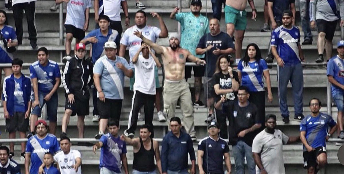 Hoy te vamos alentar con toda el alma <a href="/CSEmelec/">Club Sport Emelec</a> 🙌🏻💙🇭🇳