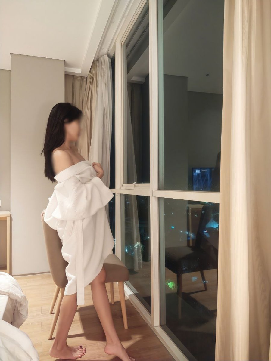 YurikoooYuri's tweet photo. gnight jogjakuu 😘 https://t.co/FvpiGAvOfA