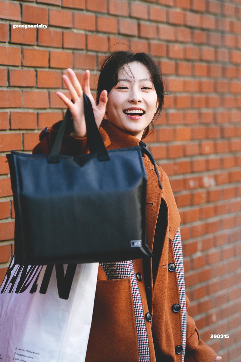 260315 미드나잇:액터뮤지션 막공 퇴근길

봄날의 가나디를 좋아하세요?

#김서연