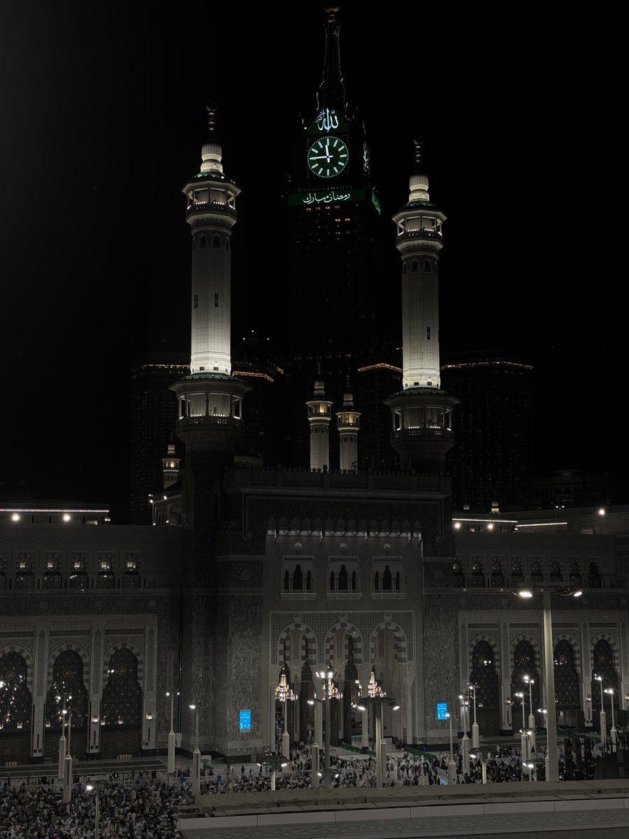 حاتم tweet media