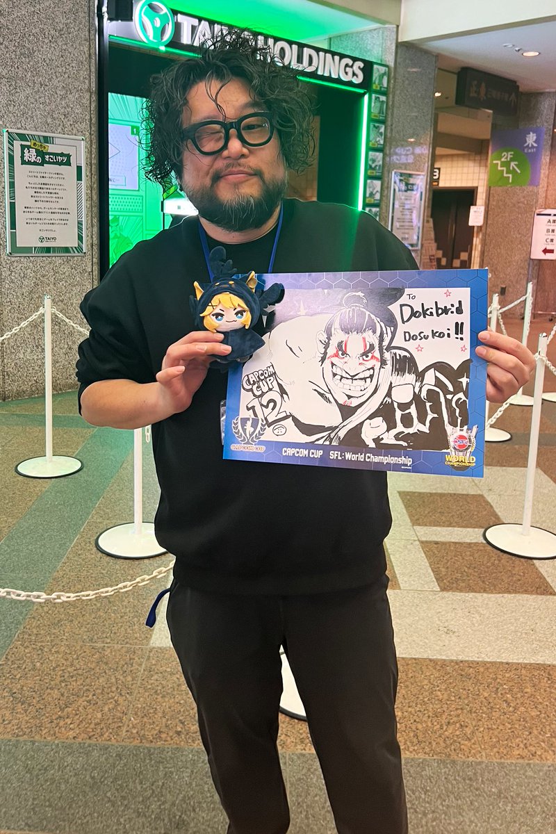 dokibird's tweet photo. I’m crying wtf, I asked for an autograph and @takaNakayama drew me a custom artwork just for me 🥹 thank you for letting me experience capcom cup !!! https://t.co/TAzsvHrD81