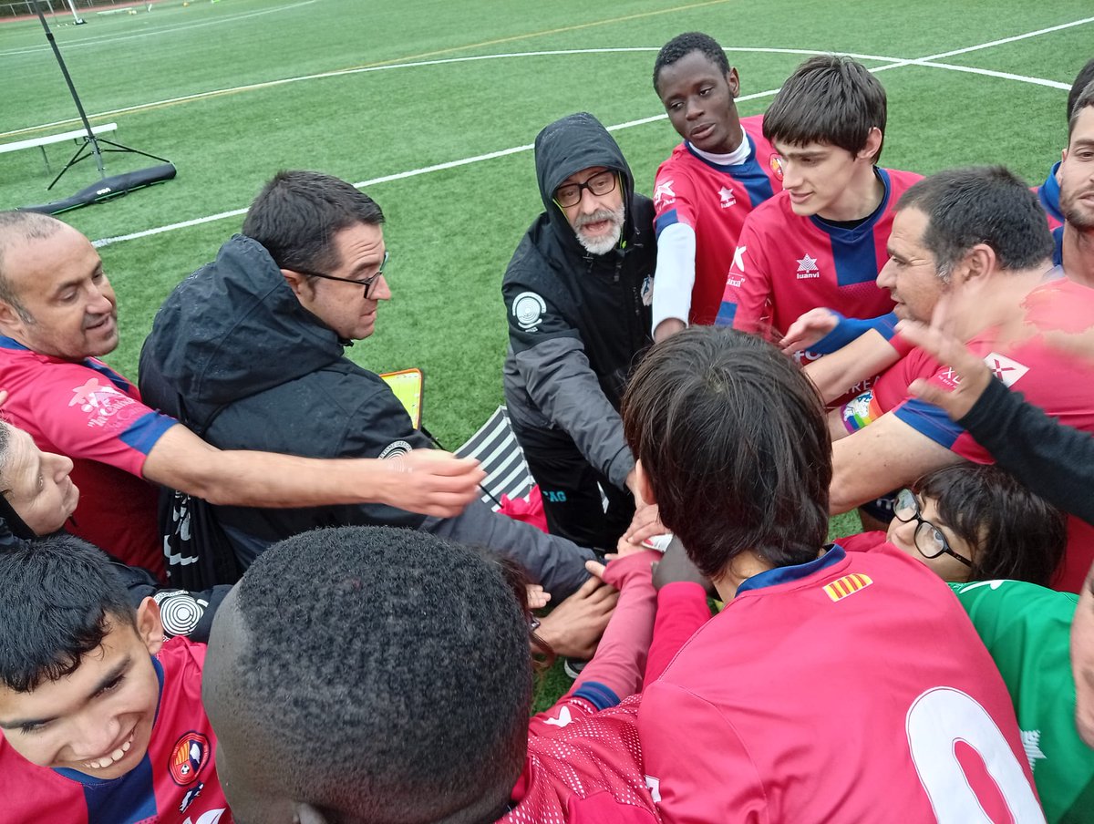 Unió Esportiva Olot tweet media