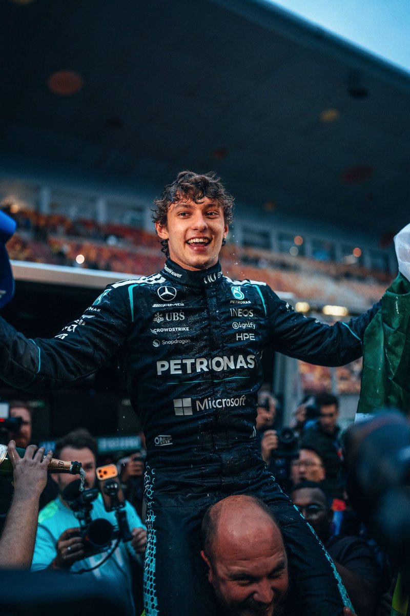 amy vai pra motogp tweet media