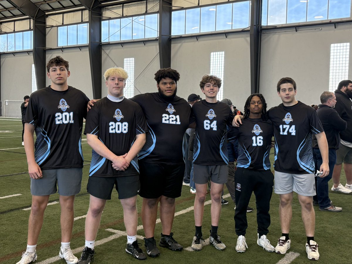 FZS_Football's tweet photo. Great job men representing our program at the Elite Combine! #KeepClimbingTheMountain @revhenderson https://t.co/2IMX2FPlLD