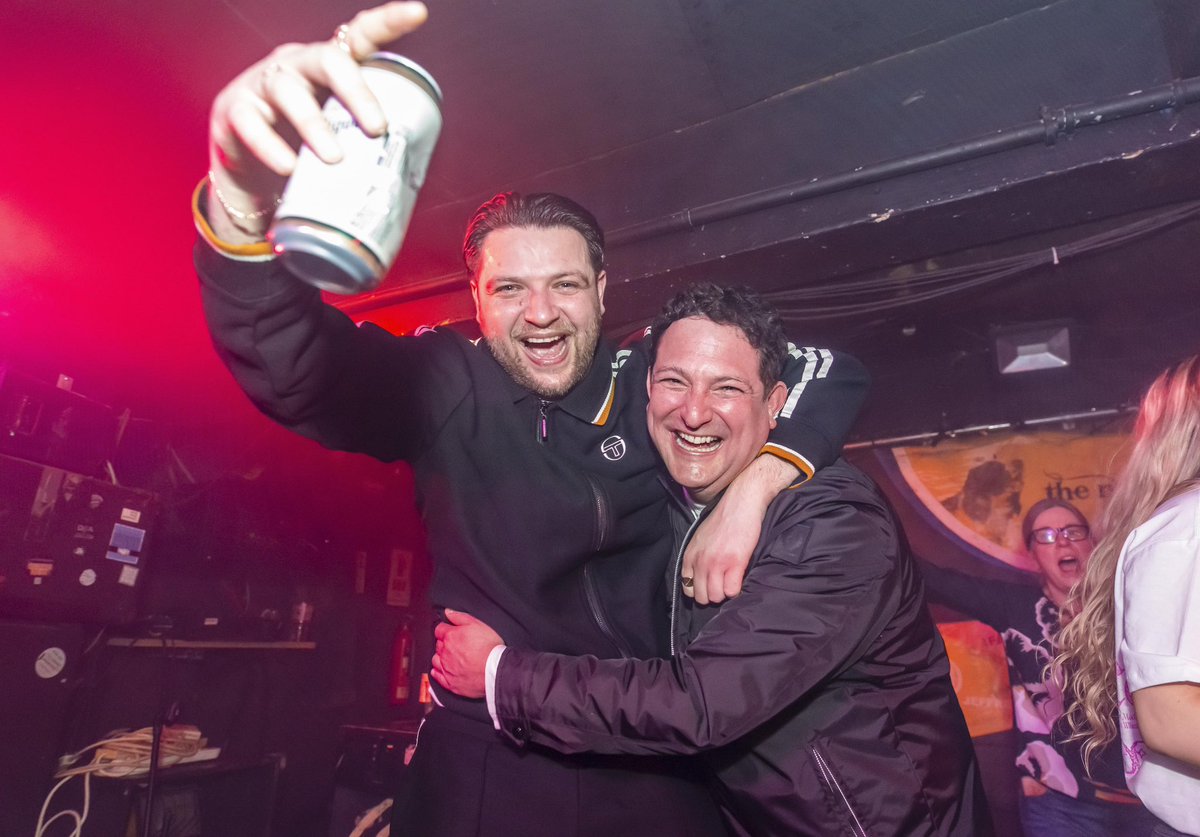 Chris Hawkins tweet media