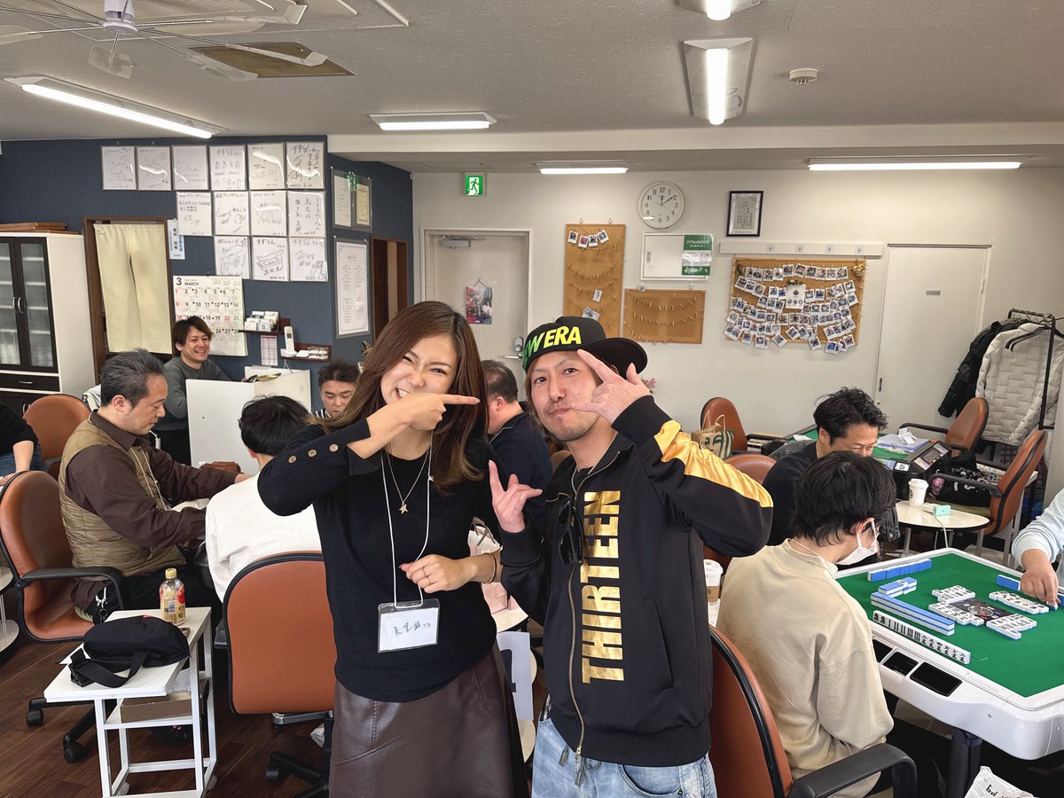 traintrain2142's tweet photo. 名古屋2日目
今日は朝からサウナ⇒ミドレンジャーと中華で満喫してからのイベントへ😊
夏目プロと美里麻の夢のコラボ🌿
このイベントを実現させてくれた翠の会には感謝しかありません🥺
くそ楽しすぎた🤣

その後、なりゴジと飲んでギリ帰宅😆
うん、いい2日間だったな https://t.co/JtEKhozhsG