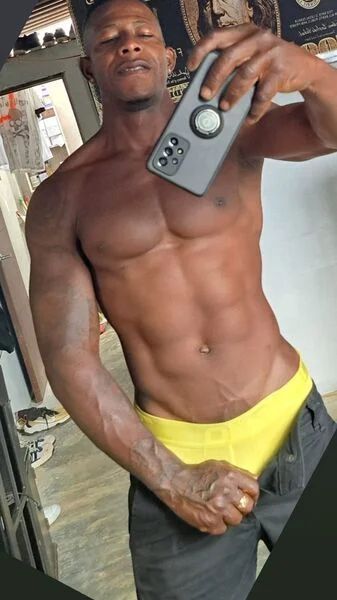 streamen tweet media