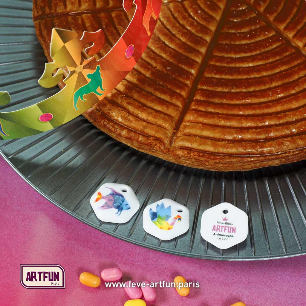 ArtFun_Paris's tweet photo. ✨ On plonge dans l'univers d'Animoscope ! Des couleurs pop pour réveiller les papilles et les pupilles dans un bain de lumière graphique 🌈 🐠
.
https://t.co/gpTjWQq7bL 
.
✨ Fèves et Couronnes ArtFun, l’Eclat du Bonheur Partagé 👑
.
#galettedesrois #carnaval #patisserieaddict https://t.co/LanbdSyM0Q