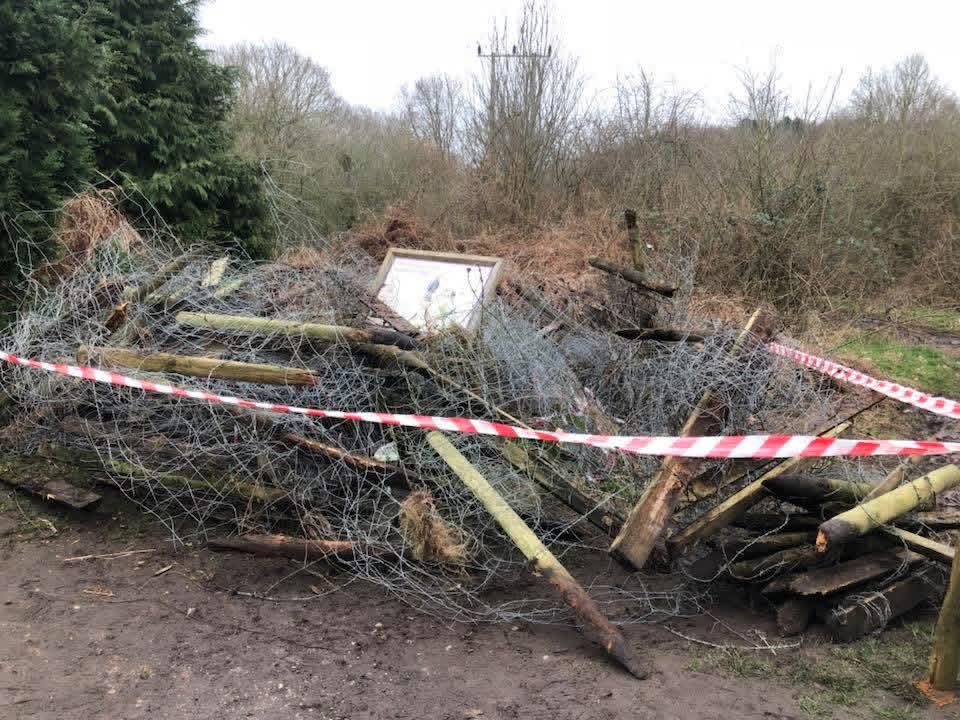SueMerriman's tweet photo. Next we have the designers behind BVYG

They helped run community events, even spent days removing barbed wire from the Chase to make paths safer.

Congratulations to our Visionary Award winners
Chloe, Kyra, Abbie &amp; Jake

#Vysions #YouthLeadership #CommunityPride #Volunteering https://t.co/LqoqUvTZua