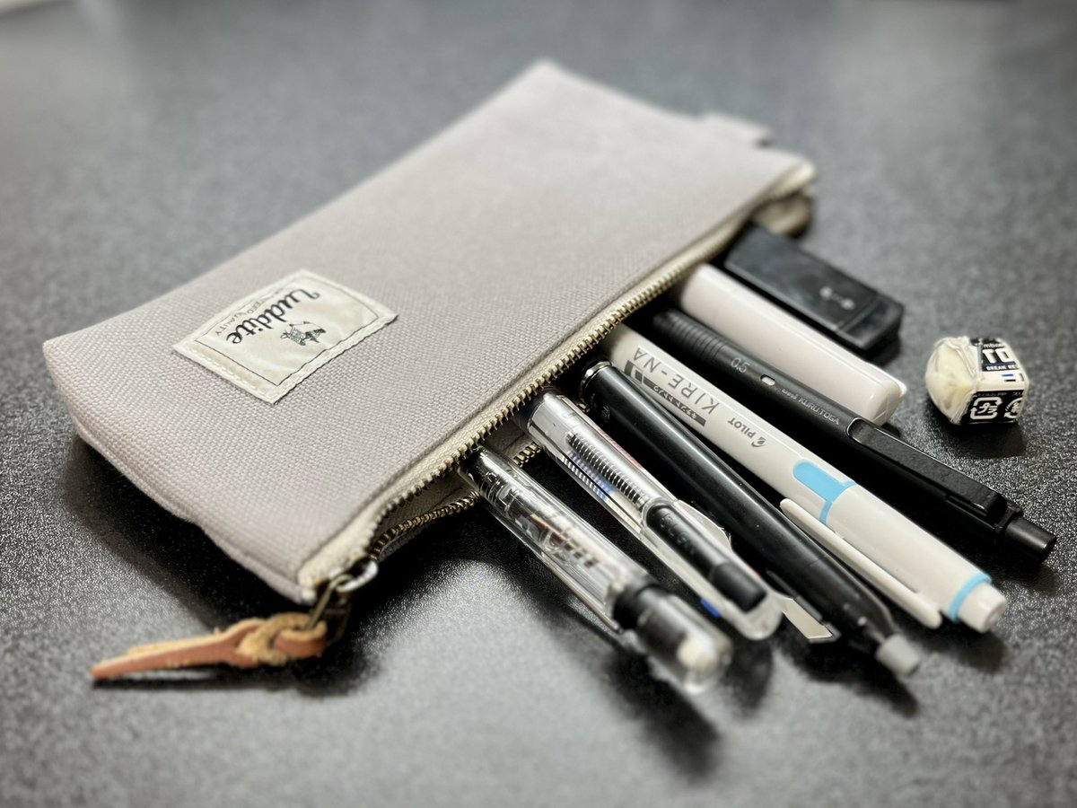 参加させていただきます！
説明ALTです
 #ラダイトの筆箱で筆箱紹介春2026