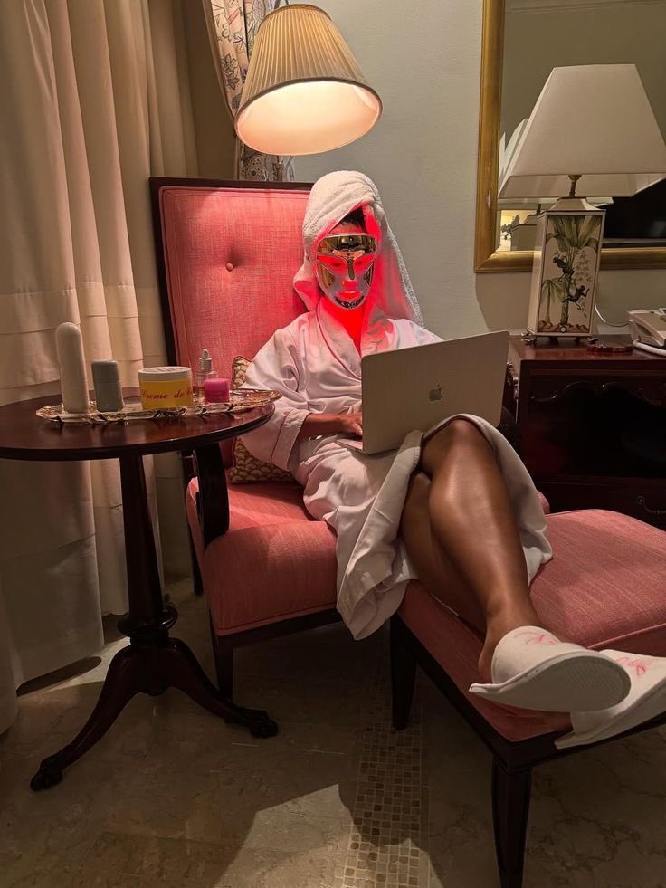 classyladylife's tweet photo. sunday mood: https://t.co/mM8EzyNXHH
